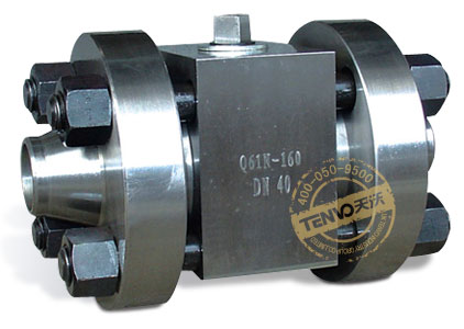 Q71N對焊連接鍛鋼高壓球閥實(shí)物圖